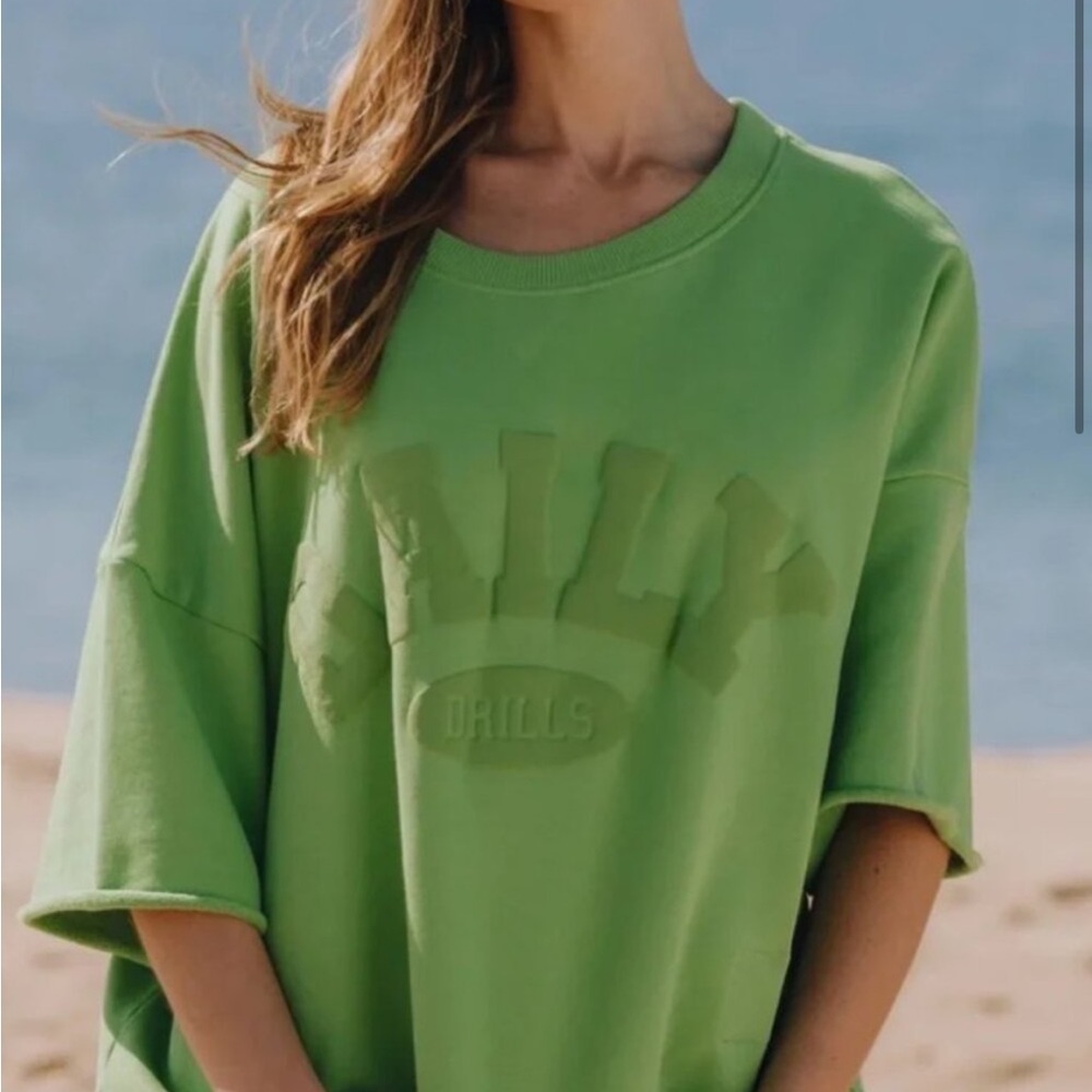 Daily Drills Lucky Green Cropped Sleeve Crew Sweatshirt and Shorts